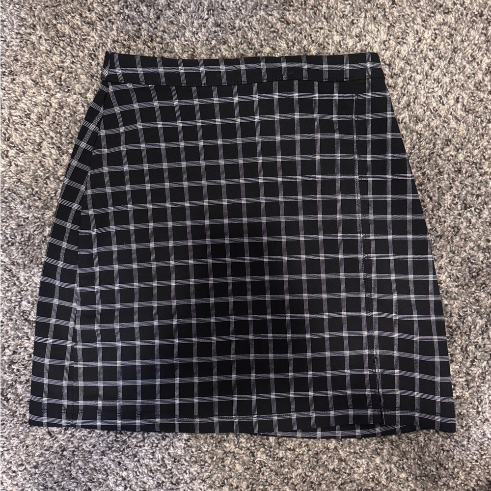 Hollister Black and White Mini Pencil Skirt